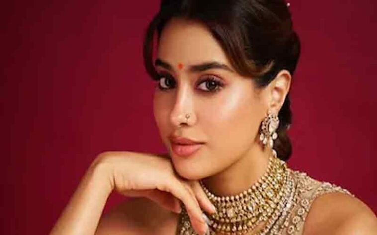 Jhanvi Kapoor: डीपफेक का खौफनाक राज.. कैसे AI से बनी नकली तस्वीरें बर्बाद कर सकती हैं जिंदगी, बॉलीवुड एक्ट्रेस ने खोला राज Jhanvi Kapoor: डीपफेक का खौफनाक राज.. कैसे AI से बनी नकली तस्वीरें बर्बाद कर सकती हैं जिंदगी, बॉलीवुड एक्ट्रेस ने खोला राज