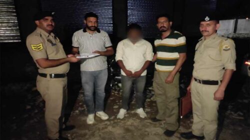 Paonta Sahib: पांवटा में चिट्टा तस्करी का नया पैंतरा फेल! हैलमेट में छिपाया था नशा, सलाखों के पीछे पहुंचाया तस्कर