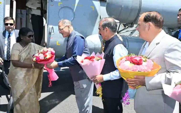 Himachal News Update: हिमाचल पहुंची राष्ट्रपति द्रौपदी मुर्मू! गवर्नर-CM ने किया स्वागत, पांच दिन रुकेंगी