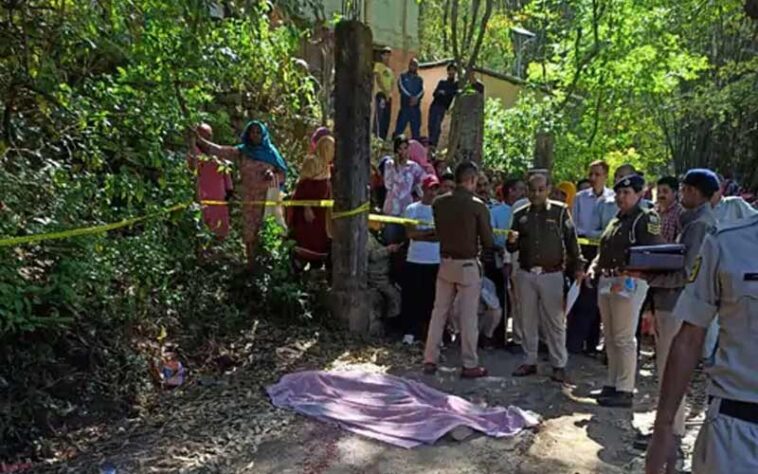 हिमाचल में सनसनी: कॉलेज जा रही छात्रा की गला रेतकर निर्मम ह**त्या! प्रेम प्रसंग या पुरानी रंजिश? हिमाचल में सनसनी: कॉलेज जा रही छात्रा की गला रेतकर निर्मम ह**त्या! प्रेम प्रसंग या पुरानी रंजिश?