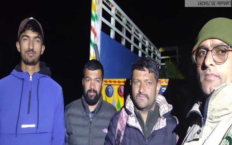 Sirmour News: बेशकीमती ‘बिरना’ फर्न की तस्करी नाकाम! विभाग ने पकड़ी पिकअप, लगाया भारी जुर्माना