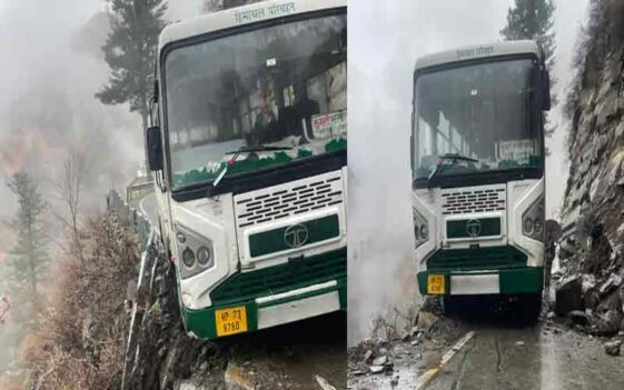 HRTC Bus Accident: पहाड़ी से बरसे पत्थर और हवा में लटक गई एचआरटीसी बस! ड्राइवर की एक ‘ब्रेक’ ने बचाई 20 यात्रियों की जान