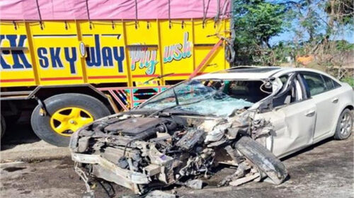 Accident In Himachal: तेज़ रफ़्तार गाड़ी का कहर! सड़क किनारे खड़े वाहनों से भिड़ी, भारी नुकसान