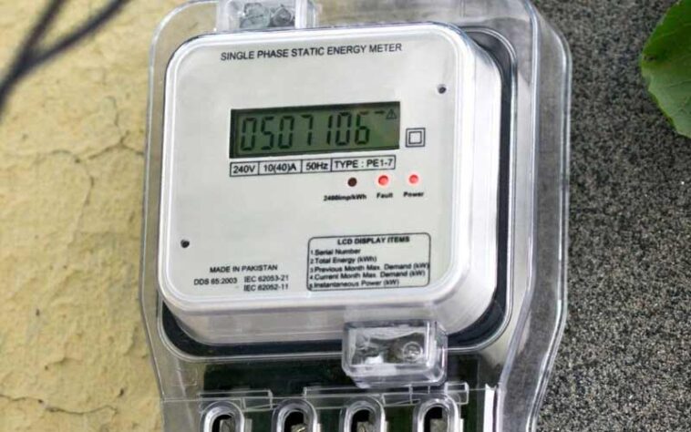 HP News : स्मार्ट मीटर पर सख्त हुआ विभाग! मीटर बदलने से रोका तो 24 घंटे में कटेगा बिजली कनेक्शन
