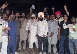 Paonta Sahib: टोकियों में निर्दलीय प्रत्याशी बिट्टू के समर्थन में उमड़ा जनसैलाब, जनता बोली- जीत तय