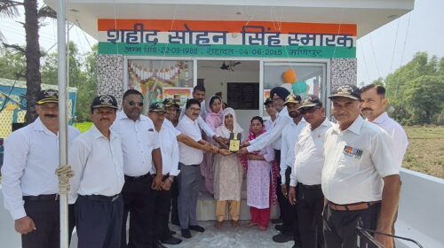 पांवटा साहिब : देशभक्ति के नारों से गूंजा मानपुर देवड़ा, शहीदी दिवस पर अमर शहीद सोहन सिंह को नमन