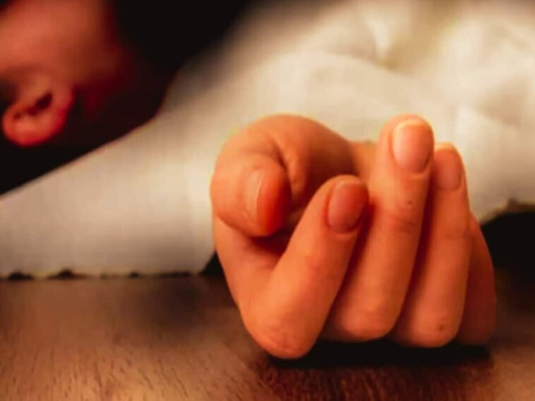 Himachal Pradesh: चलती बस का खुला दरवाजा बना काल! 14 साल की छात्रा की दर्दनाक मौ*त, परिवार पर टूटा दुखों का पहाड़….. Himachal Pradesh: चलती बस का खुला दरवाजा बना काल! 14 साल की छात्रा की दर्दनाक मौ*त, परिवार पर टूटा दुखों का पहाड़…..