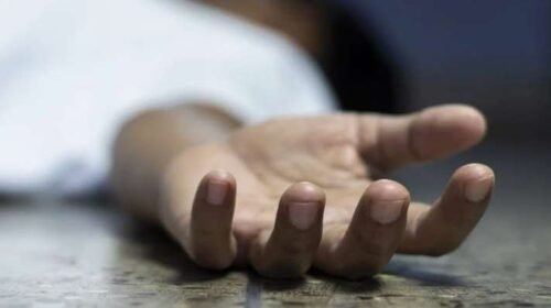 हिमाचल में यहां स्कूल जाने निकला था 16 वर्षीय अरमान, खड्ड में मिला श*व: परिवार पर टूटा दुखों का पहाड़ हिमाचल में यहां स्कूल जाने निकला था 16 वर्षीय अरमान, खड्ड में मिला श*व: परिवार पर टूटा दुखों का पहाड़