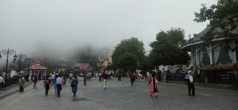 13 जुलाई तक नहीं मिलेगी राहत! हिमाचल में भारी बारिश का अलर्ट, इन जिलों में बरसेंगे बादल 13 जुलाई तक नहीं मिलेगी राहत! हिमाचल में भारी बारिश का अलर्ट, इन जिलों में बरसेंगे बादल