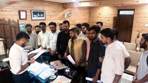 पांवटा साहिब : जर्जर सड़कों एवं बेलगाम ट्राला-टिपर संचालन के विरोध में भाजपा युवा मोर्चा ने उठाई बुलंद आवाज, एसडीएम को सौंपा विस्तृत ज्ञापन पांवटा साहिब : जर्जर सड़कों एवं बेलगाम ट्राला-टिपर संचालन के विरोध में भाजपा युवा मोर्चा ने उठाई बुलंद आवाज, एसडीएम को सौंपा विस्तृत ज्ञापन