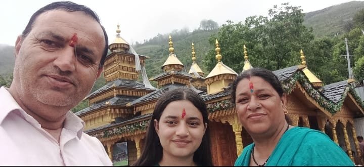 सिरमौर की बेटी ने रचा इतिहास! AIIMS में नर्सिंग ऑफिसर बनकर बढ़ाया हिमाचल का मान सिरमौर की बेटी ने रचा इतिहास! AIIMS में नर्सिंग ऑफिसर बनकर बढ़ाया हिमाचल का मान