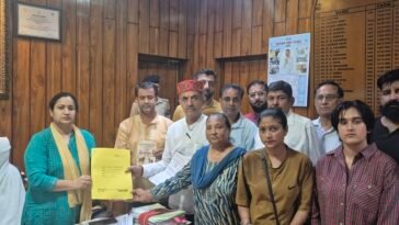 नाहन में गूंजी गौसंरक्षण की मांग, राष्ट्रपति से लेकर प्रधानमंत्री तक भेजा गया ज्ञापन