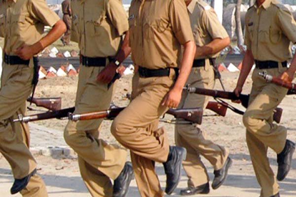 खुशखबरी! पुलिस भर्ती में होमगार्ड जवानों को बड़ी राहत, आयु सीमा 33 साल हुई खुशखबरी! पुलिस भर्ती में होमगार्ड जवानों को बड़ी राहत, आयु सीमा 33 साल हुई