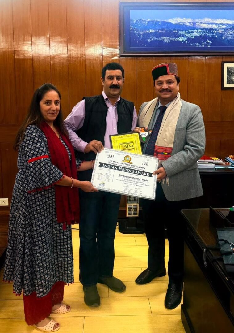 फेम इंडिया की टॉप-10 DM रैंकिंग में चमके शिमला के DC अनुपम कश्यप, मिला ‘इंडियन हीरोज़ अवॉर्ड