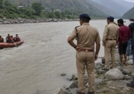 चंबा में रावी नदी के किनारे सनसनीखेज मामला! छह साल के बच्चे को नदी में फेंकने का आरोप: तलाश जारी