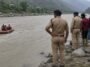 चंबा में रावी नदी के किनारे सनसनीखेज मामला! छह साल के बच्चे को नदी में फेंकने का आरोप: तलाश जारी