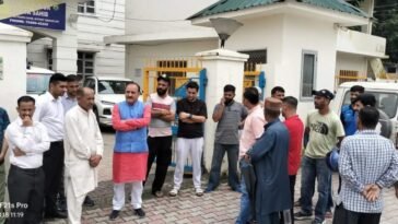 पांवटा ह*त्या*कां*ड पर बलदेव तोमर ने उठाए सुरक्षा व्यवस्था पर सवाल, बोले- जनता को चाहिए सुरक्षा, सिर्फ आश्वासन नहीं