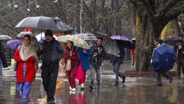 Himachal Weather Alert: हिमाचल के इन जिलों में आज भारी बारिश का खतरा, 12 अगस्त तक मौसम रहेगा खराब