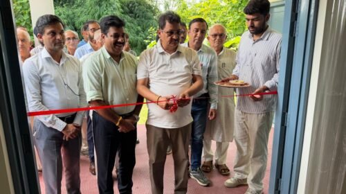 तिरुपति ग्रुप ने पांवटा पशु चिकित्सालय को दी 20 लाख की मदद, अब आधुनिक मशीनों से होगी पशुओं की जांच तिरुपति ग्रुप ने पांवटा पशु चिकित्सालय को दी 20 लाख की मदद, अब आधुनिक मशीनों से होगी पशुओं की जांच