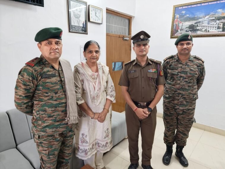 गुरु नानक मिशन पब्लिक स्कूल पांवटा साहिब पहुंचे कर्नल जेएस चौहान, NCC कैडेट्स को दिया अनुशासन और एकता का संदेश गुरु नानक मिशन पब्लिक स्कूल पांवटा साहिब पहुंचे कर्नल जेएस चौहान, NCC कैडेट्स को दिया अनुशासन और एकता का संदेश