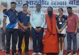 Paonta Sahib की बेटी विभूति चौहान ने नेशनल बैडमिंटन में मारी बाजी, बाबा रामदेव ने किया सम्मानित