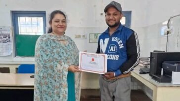 सिरमौर में इंसानियत की मिसाल: 10 मिनट में AB नेगेटिव रक्तदाता ने पहुंच बचाई गर्भवती महिला की बचाई जान