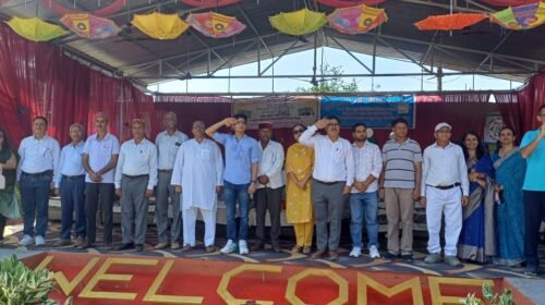 सिरमौर में खेलों का महासंग्राम शुरू! मानपुर देवड़ा में जुटीं 291 अंडर-19 छात्रा खिलाड़ी, 31 स्कूलों के बीच होगी कड़ी टक्कर सिरमौर में खेलों का महासंग्राम शुरू! मानपुर देवड़ा में जुटीं 291 अंडर-19 छात्रा खिलाड़ी, 31 स्कूलों के बीच होगी कड़ी टक्कर