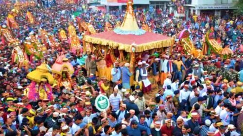 हिमाचल प्रदेश हाईकोर्ट का बड़ा फैसला: कुल्लू दशहरा में बिना निमंत्रण वाले देवताओं को नहीं मिलेंगी सरकारी सुविधाएं