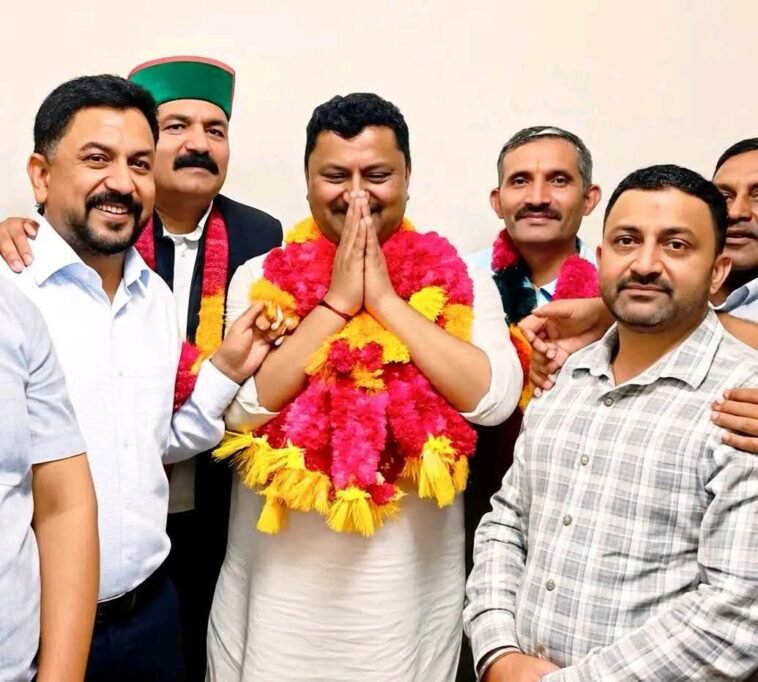 पांवटा साहिब में नए पहाड़ी संगठन का गठन, जगदीश तोमर बने अध्यक्ष…. पांवटा साहिब में नए पहाड़ी संगठन का गठन, जगदीश तोमर बने अध्यक्ष….