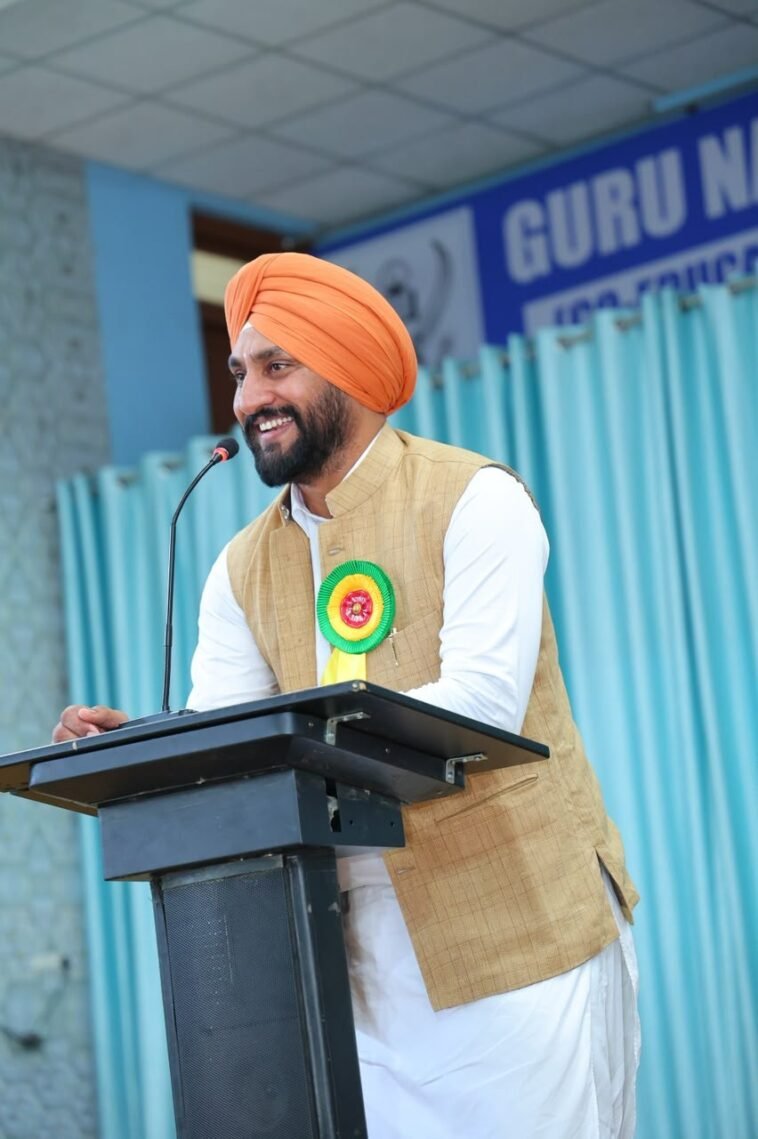 पांवटा साहिब: श्री पांवटा साहिब वेलफेयर सोसायटी एवं समाजसेवी गुरदीप सिंह गैरी की पहल, आंजभोज को मिलेगी मुफ्त जच्चा-बच्चा एंबुलेंस सेवा…. पांवटा साहिब: श्री पांवटा साहिब वेलफेयर सोसायटी एवं समाजसेवी गुरदीप सिंह गैरी की पहल, आंजभोज को मिलेगी मुफ्त जच्चा-बच्चा एंबुलेंस सेवा….