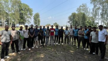 पांवटा साहिब: नशे से दूर रखने के लिए युवाओं को खेलों से जोड़ने पर जोर, फूलपुर क्रिकेट टीम को मिली नई क्रिकेट ड्रेस
