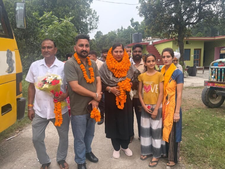 पांवटा साहिब: नसीमा बेगम के प्रयासों से भुगरनी में रास्ते की समस्या सुलझी, ग्रामीणों को मिली राहत पांवटा साहिब: नसीमा बेगम के प्रयासों से भुगरनी में रास्ते की समस्या सुलझी, ग्रामीणों को मिली राहत