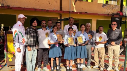पांवटा साहिब: द रोज़ ऑर्किड वर्ल्ड स्कूल की 3 छात्राओं ने शास्त्रीय गायन में जीता जिला स्तर पर पहला स्थान, राज्य प्रतियोगिता के लिए चयन पांवटा साहिब: द रोज़ ऑर्किड वर्ल्ड स्कूल की 3 छात्राओं ने शास्त्रीय गायन में जीता जिला स्तर पर पहला स्थान, राज्य प्रतियोगिता के लिए चयन