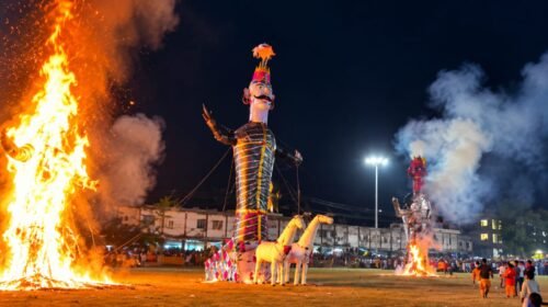पांवटा साहिब में दशहरे की धूम: रावण, मेघनाद और कुंभकर्ण के पुतले जलाकर दिया बुराई पर अच्छाई की जीत का संदेश