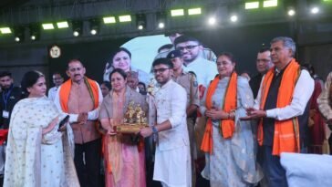 पांवटा साहिब में यमुना शरद महोत्सव का आगाज, DC प्रियंका वर्मा ने दीप प्रज्वलित कर किया शुभारंभ