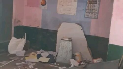 पांवटा साहिब के हिरपुर स्कूल की छत गिरी, बड़ा हादसा टला: जर्जर भवन में पढ़ने को मजबूर विद्यार्थी…