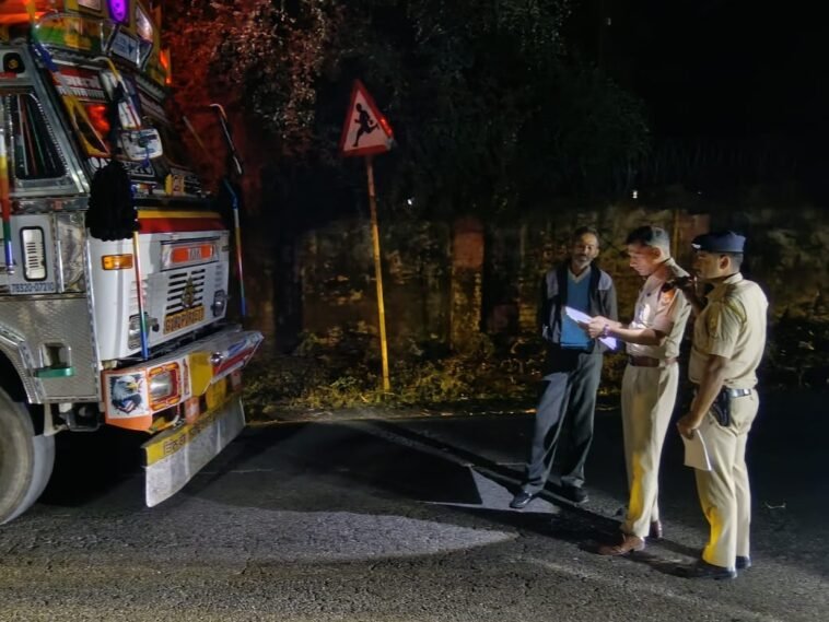 Sirmour News: नाहन में भारी वाहनों पर सख्ती: डीएसपी शक्ति सिंह ने देर रात खुद संभाला मोर्चा, नियम तोड़ने वालों पर रहेगी नजर