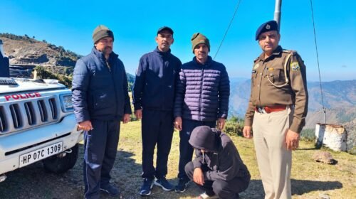 सिरमौर पुलिस की बड़ी कार्रवाई: हरिपुरधार में 4.74 ग्राम चिट्टे के साथ शिमला का युवक गिरफ्तार
