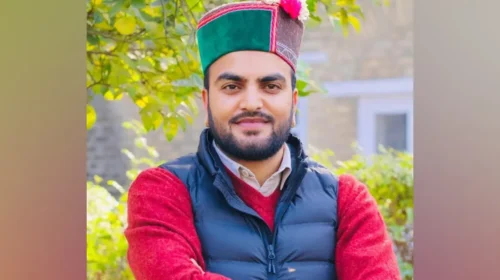 CM सुखविंदर सिंह सुक्खू के स्वागत की तैयारी के दौरान हादसा, करंट लगने से युवा कांग्रेस प्रदेश उपाध्यक्ष की मौ**त: 2 साल के बेटे के सिर से उठा पिता का साया CM सुखविंदर सिंह सुक्खू के स्वागत की तैयारी के दौरान हादसा, करंट लगने से युवा कांग्रेस प्रदेश उपाध्यक्ष की मौ**त: 2 साल के बेटे के सिर से उठा पिता का साया